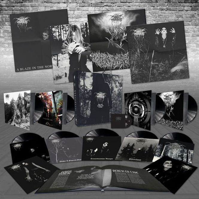 Hovedbilde Darkthrone-The Fist In The Face Of God(LTD Box)